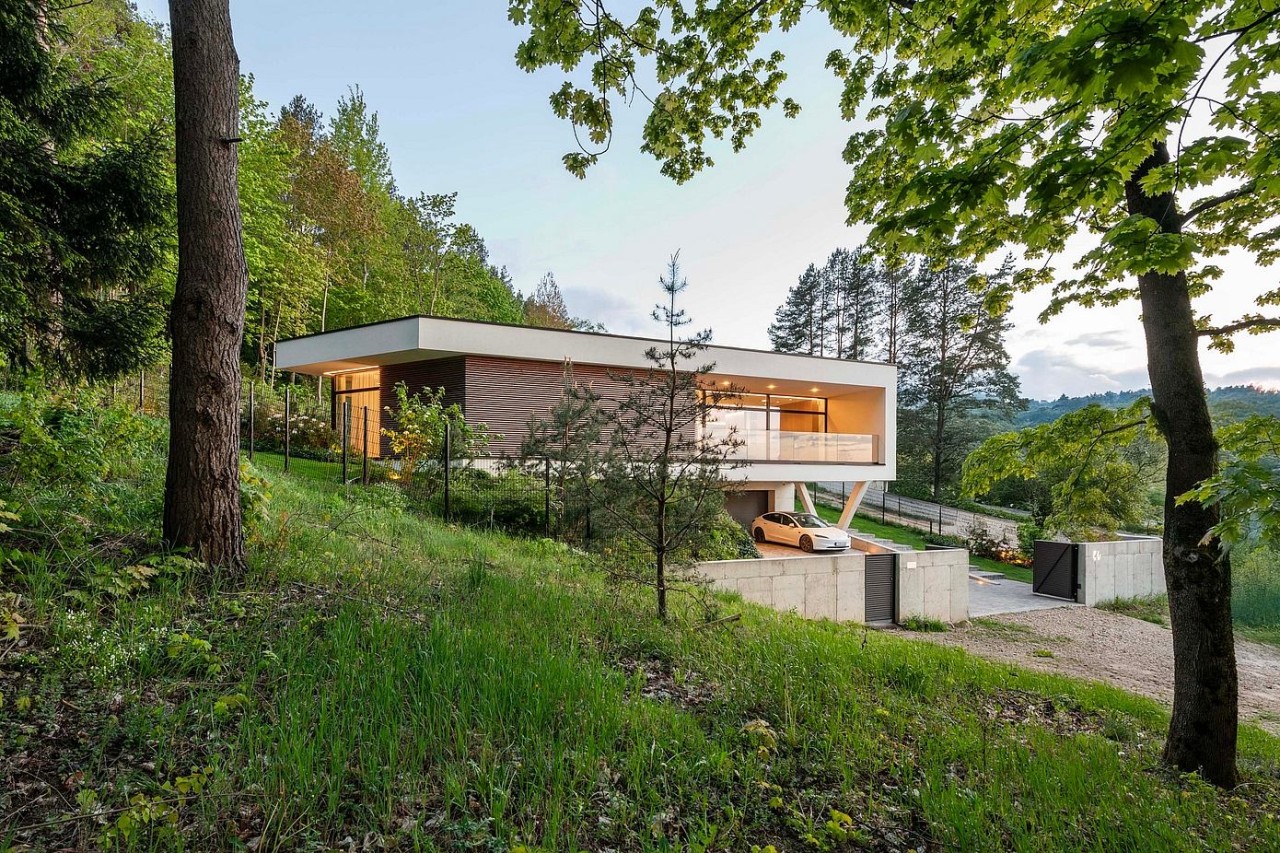 011-green-terrace-house-modern-architecture-in-vilnius-1390x926